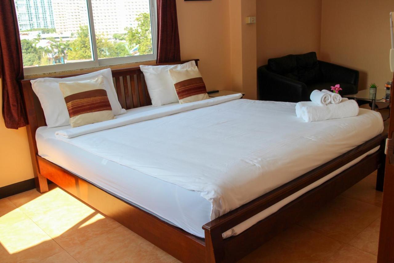 Spa Guest House Jomtien Beach Extérieur photo