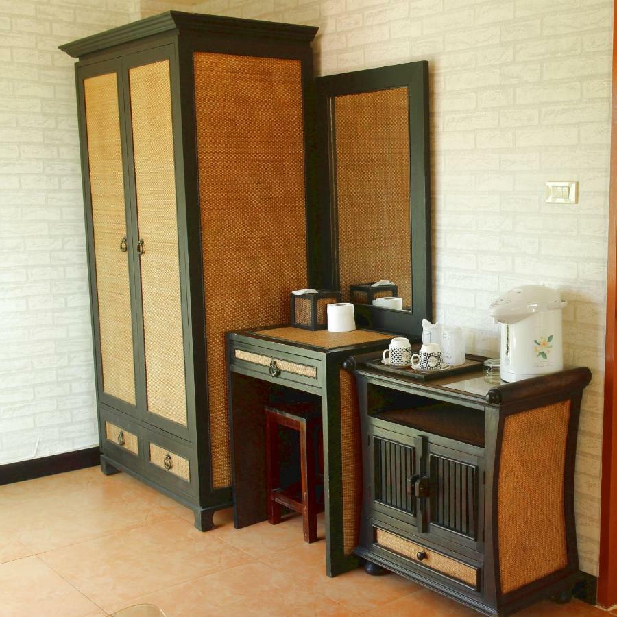 Spa Guest House Jomtien Beach Extérieur photo